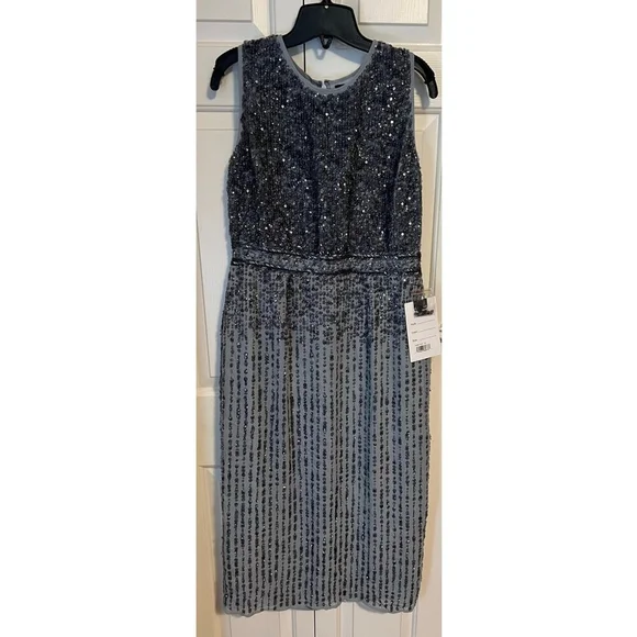 NWT Mac Duggal Sequin Crystal Embellished Sheath Dress SZ 10 - Picture 5 of 10